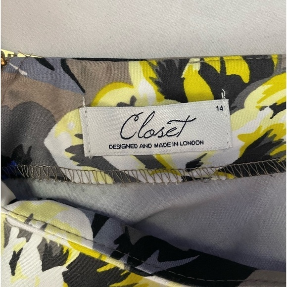 Closet V Neck Floral Shift Dress in Brown Size 14 - Picture 3 of 4